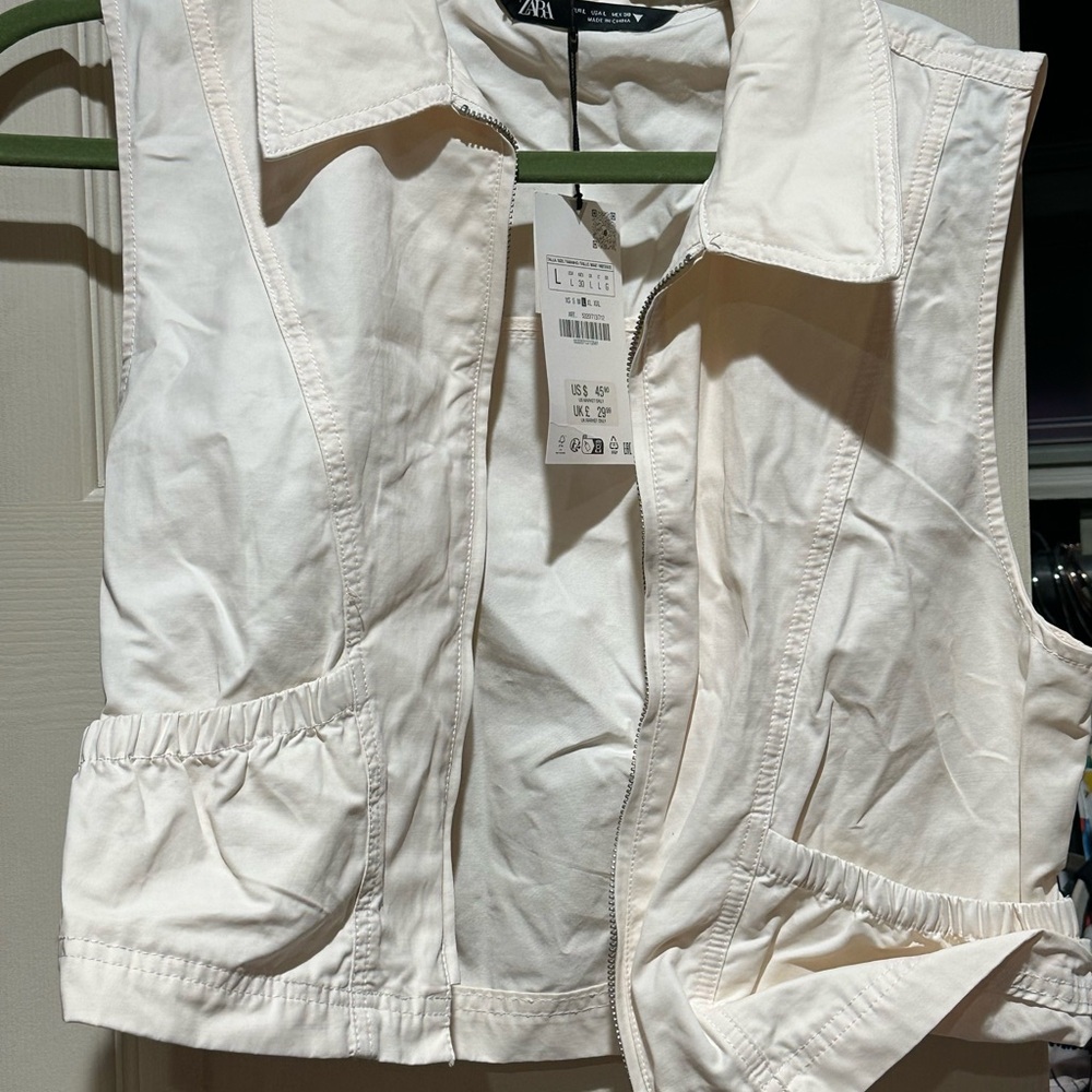 Zara Cream Sleeveless Jacket